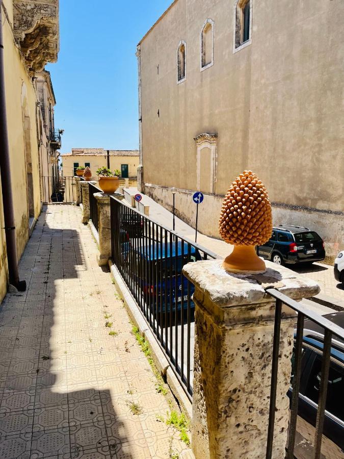 Hotel La Casa Del Barocco à Noto Extérieur photo