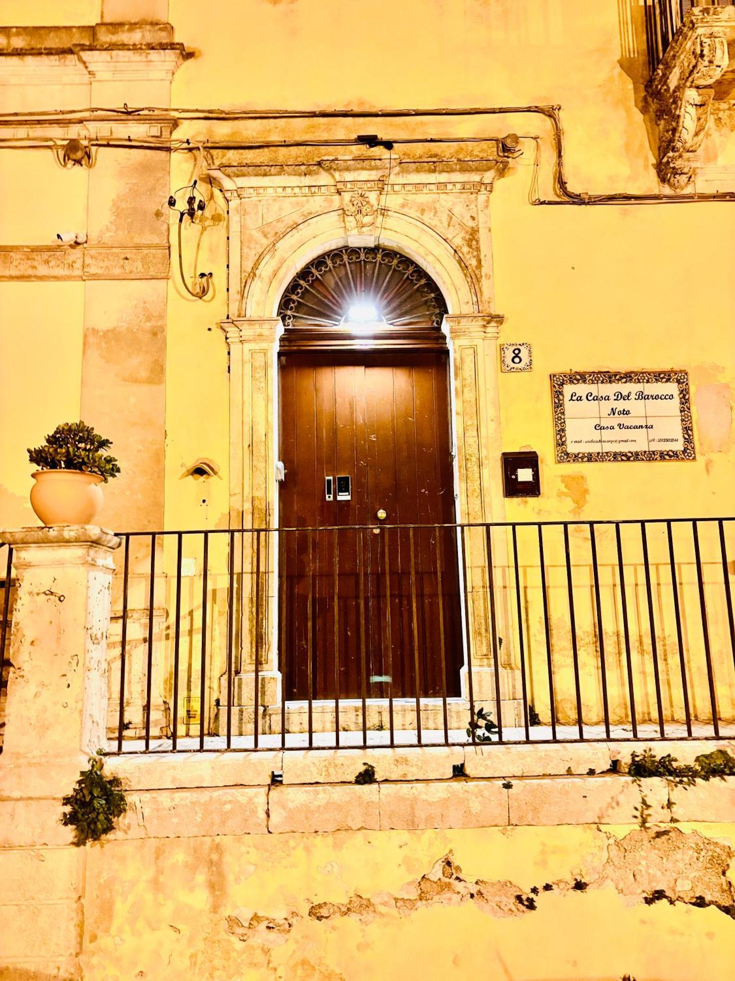 Hotel La Casa Del Barocco à Noto Extérieur photo